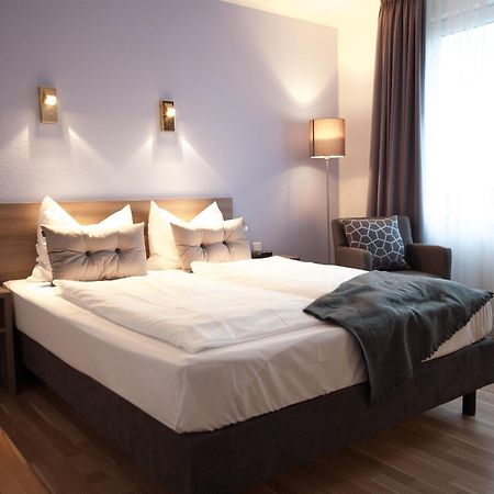 Kempe Komfort Plus Hotel Σόλινγκεν Εξωτερικό φωτογραφία