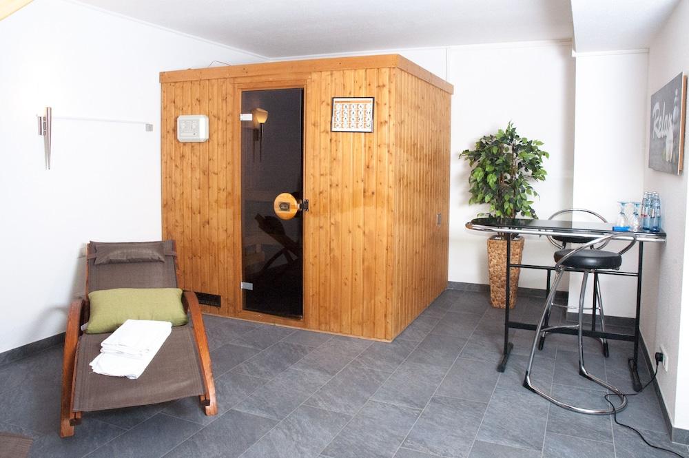 Kempe Komfort Plus Hotel Σόλινγκεν Εξωτερικό φωτογραφία