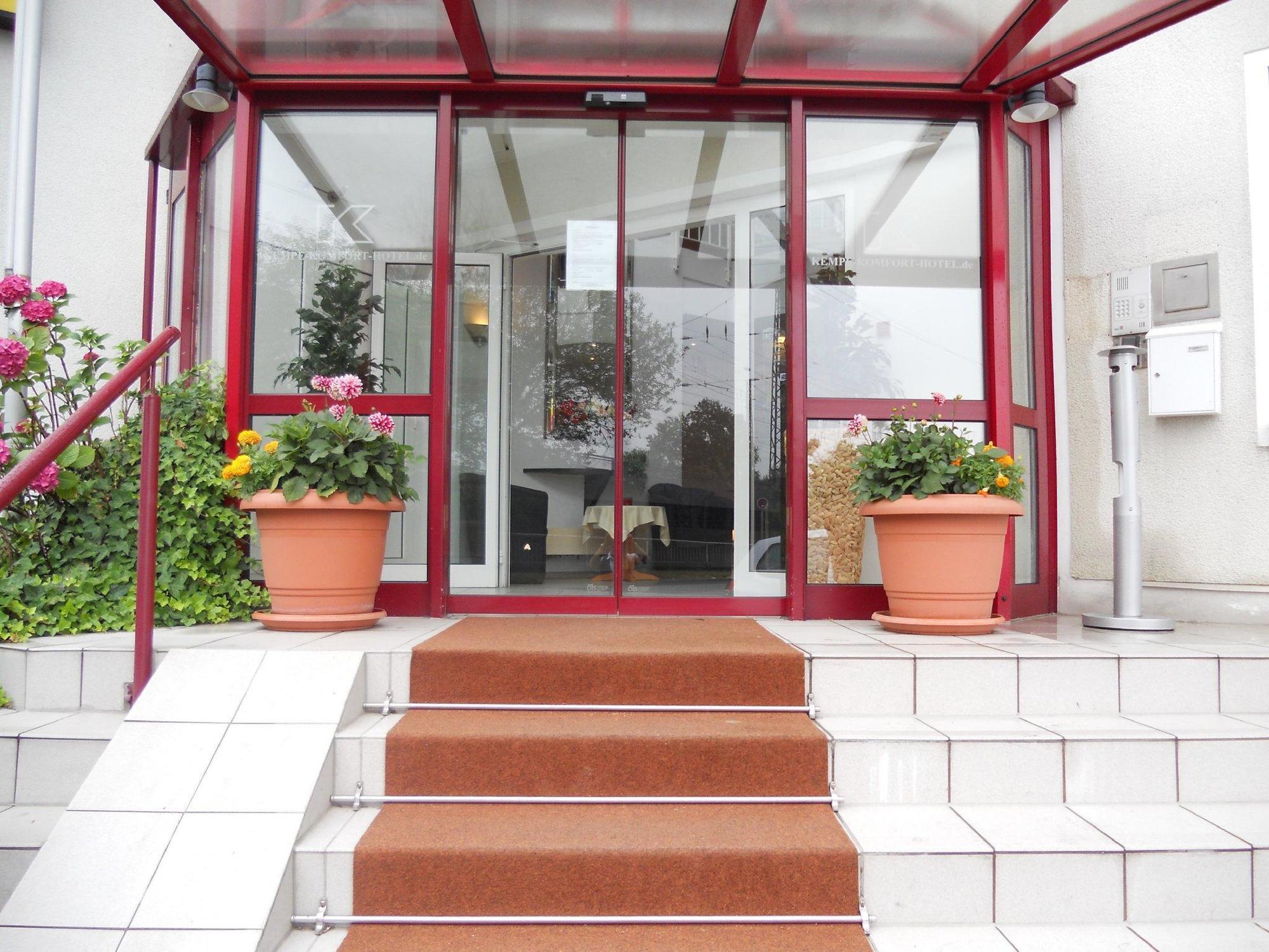 Kempe Komfort Plus Hotel Σόλινγκεν Εξωτερικό φωτογραφία